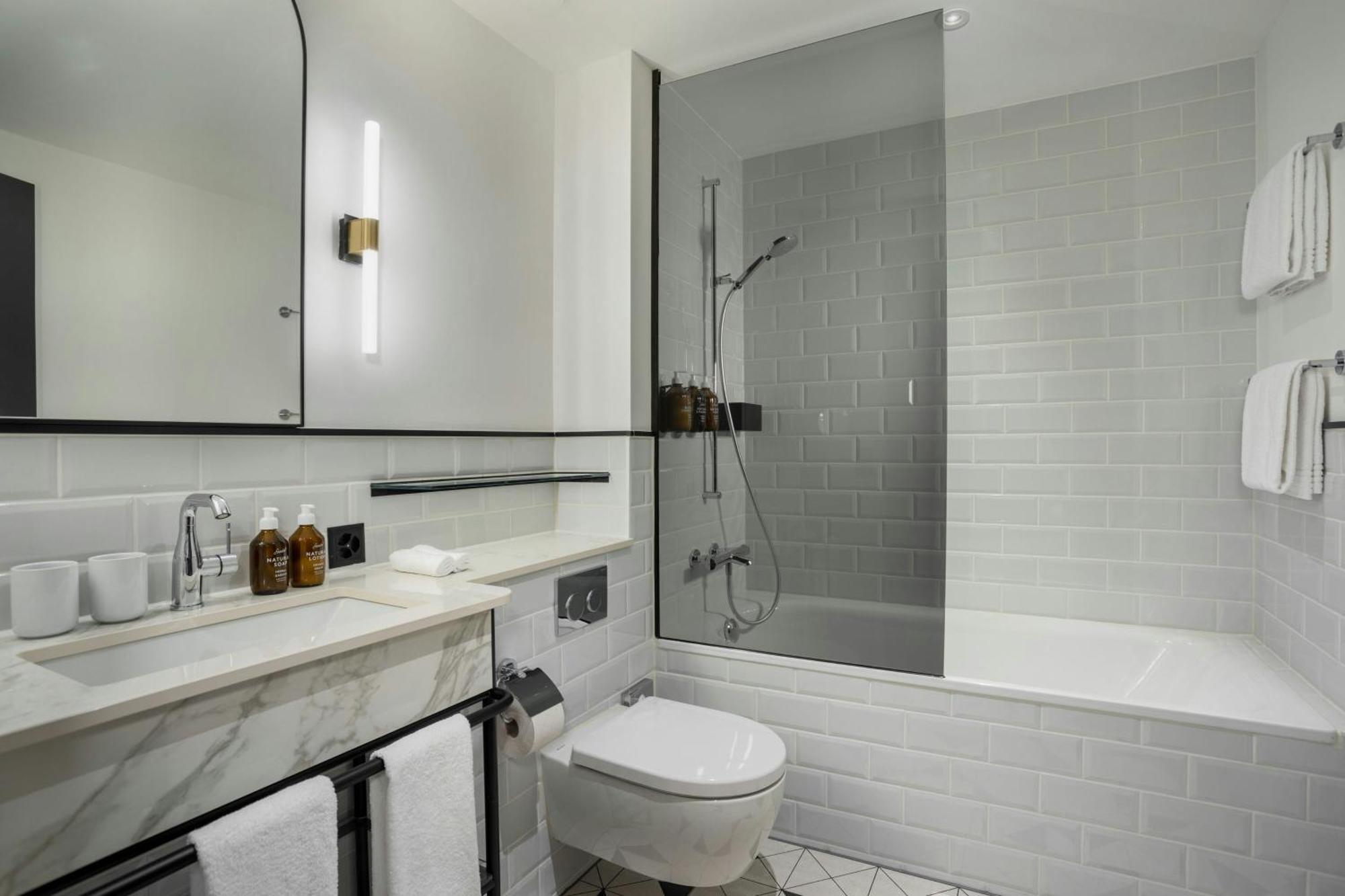 Neues Schloss Privat Hotel Zurich, Autograph Collection Екстер'єр фото