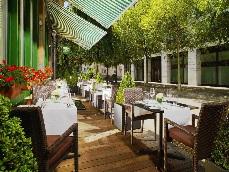 Neues Schloss Privat Hotel Zurich, Autograph Collection Екстер'єр фото