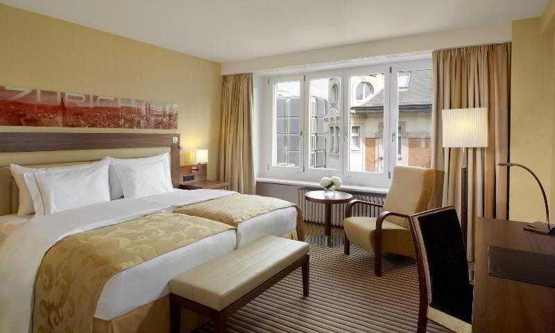 Neues Schloss Privat Hotel Zurich, Autograph Collection Номер фото